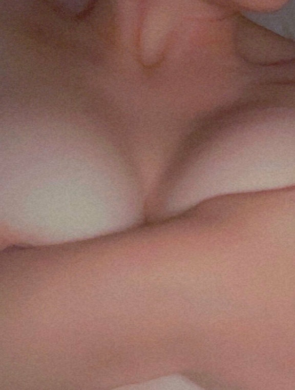 SOPH Onlyfans pictures