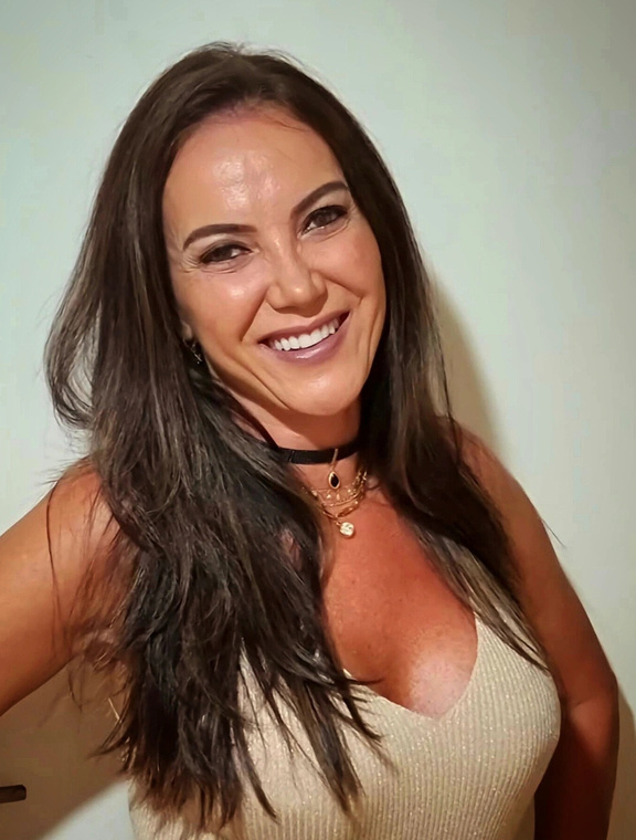 IvyMena  Onlyfans pictures