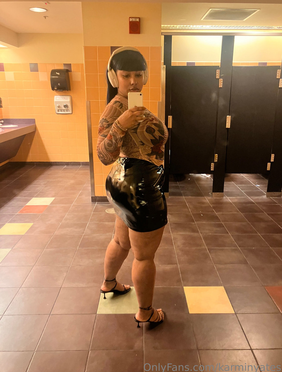 Karmin Yates Onlyfans pictures